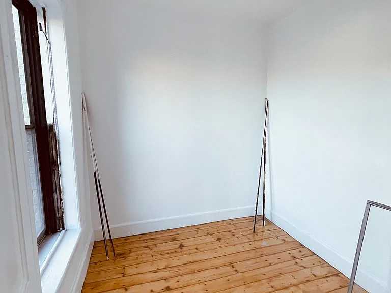 133 2nd St #3 — Photo 16