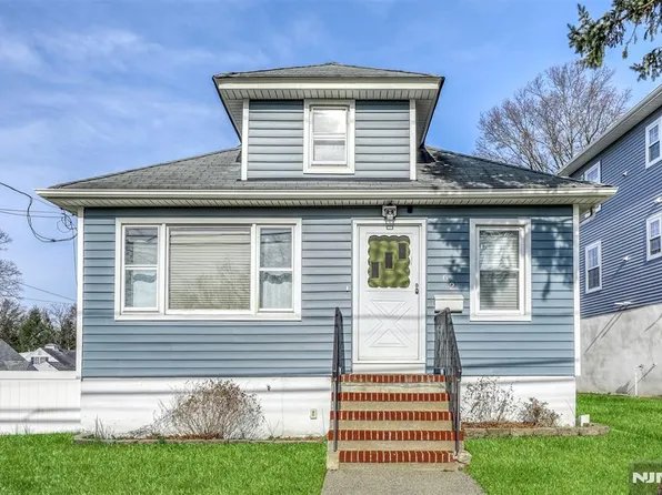 62 Clinton St, Emerson, NJ 07630