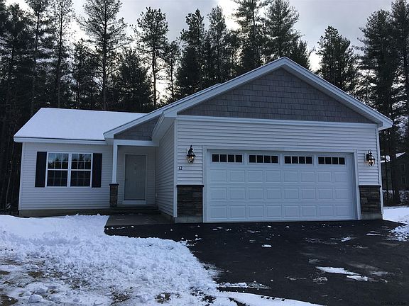3rd image of 12 Timmons Ln