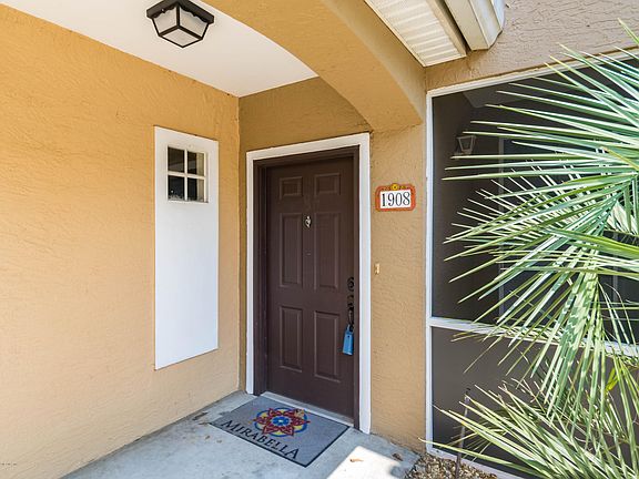 2nd image of 10075 GATE Parkway N #1908