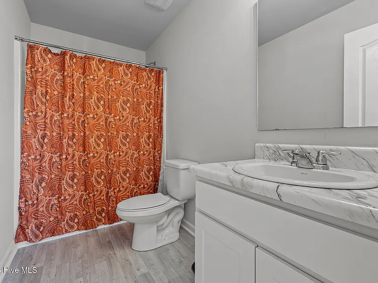 821 Conductor Ct — Photo 26