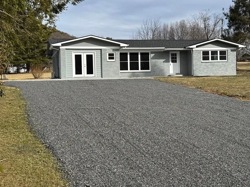 1129 Mount Jefferson Rd