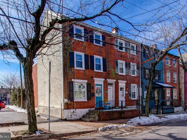 40 1/2 King St, Pottstown, PA 19464