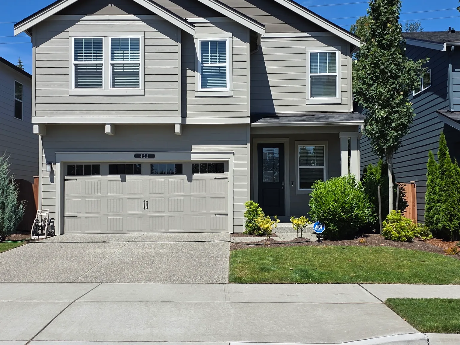 5 bed, 2770 sqft, $4,550 — Photo 1