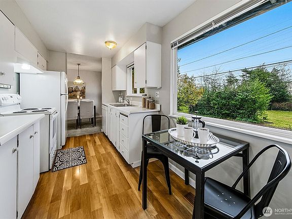 5th image of 14805 Linden Avenue N