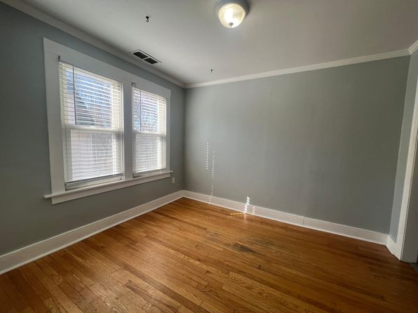 35 Wooding St FLOOR 2, Bristol, CT 06010