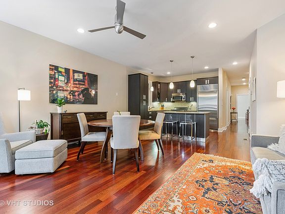 5th image of 1446 N Wood St APT 1S