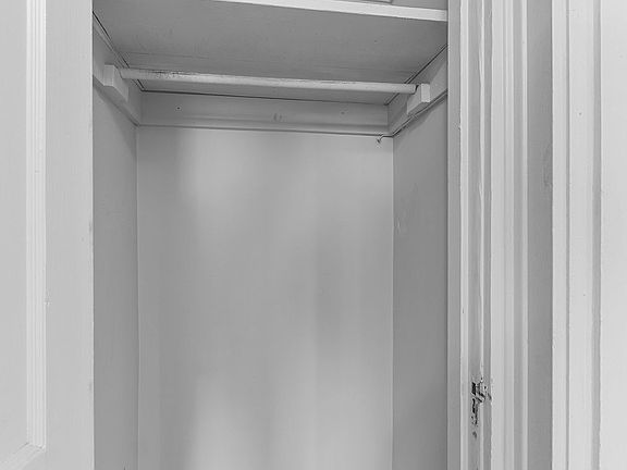 4th image of 5101 S Kingshighway Blvd #11