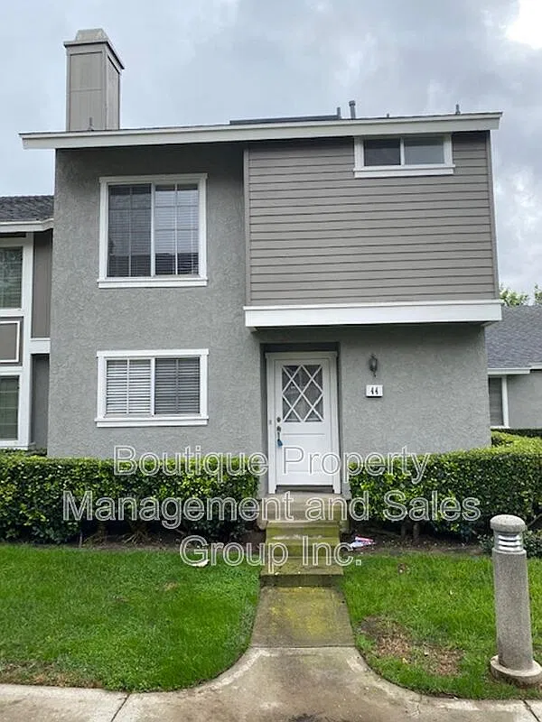 3 bed, 1.5 bath, 1260 sqft, $3,800 — Photo 2