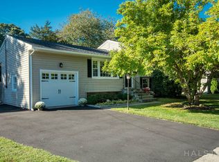 205 Katona Dr, Fairfield, CT 06824