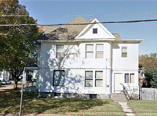 300 W Main St, Morrison, IL 61270