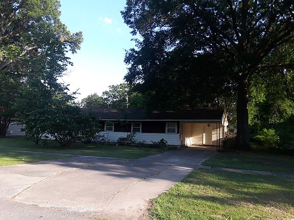 3rd image of 703 W 14th St