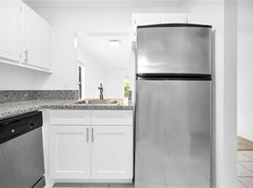 Colonial Village - 7550 Stirling Rd