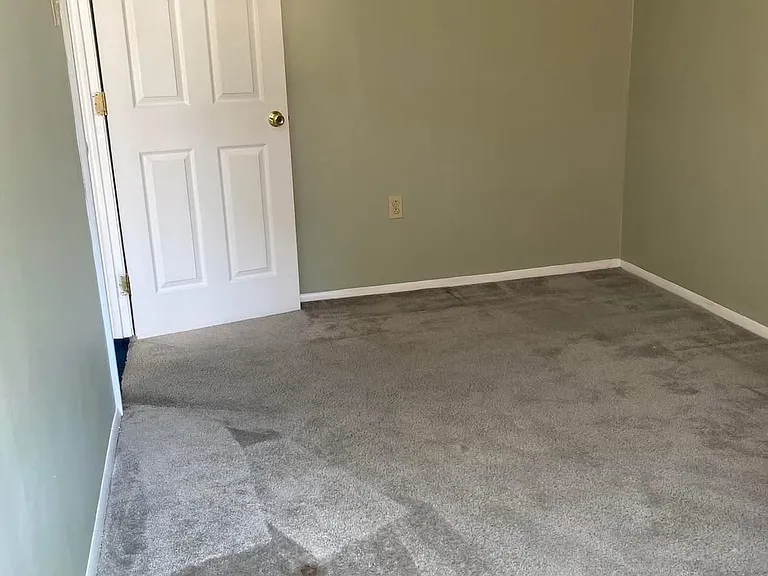 511 W Broad St #5 — Photo 9