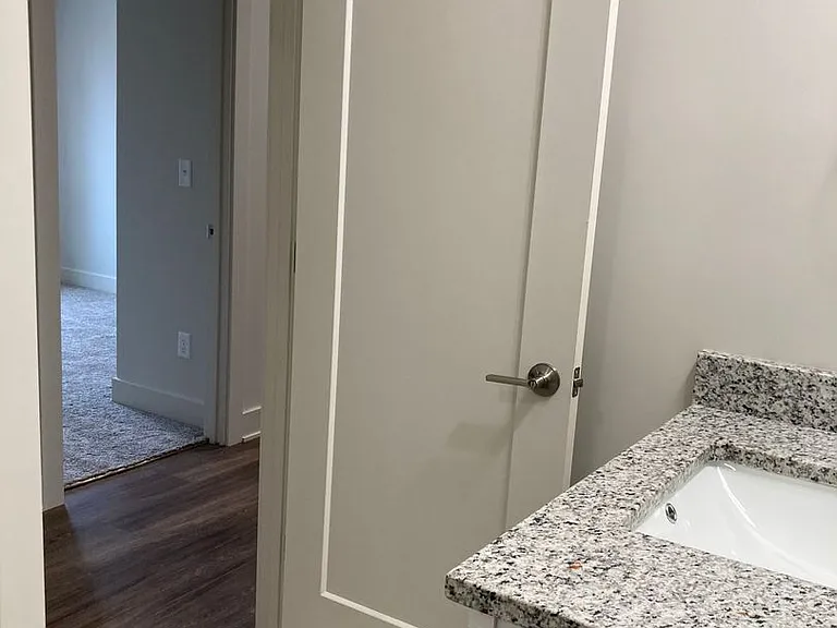 312 Lincoln St — Photo 38