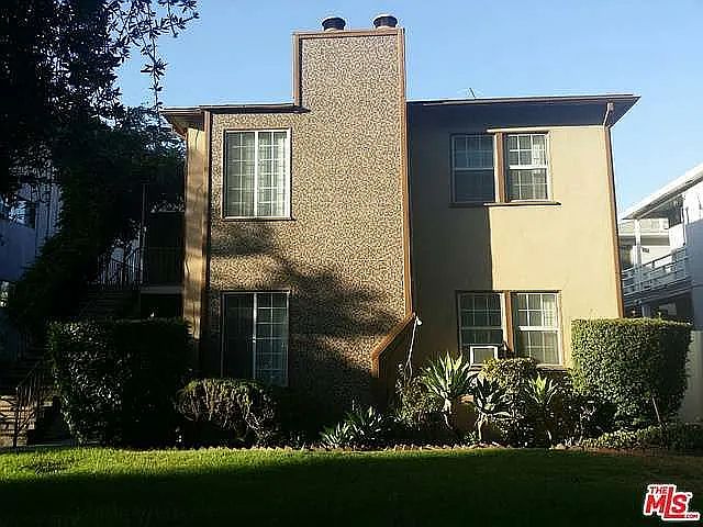 1st image of 11247 Camarillo St