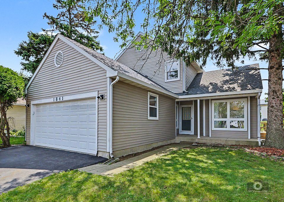 1st image of 1841 Grosse Pointe Cir