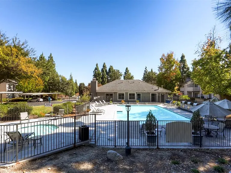 14972 Avenida Venusto #63 — Photo 14