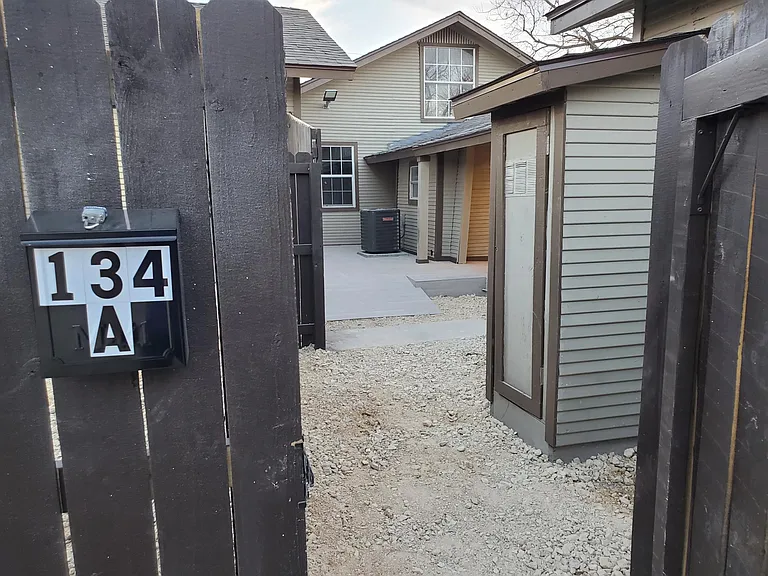 134A Albert St #A — Photo 2
