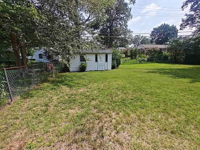 9510 Overhill Rd — Photo 3