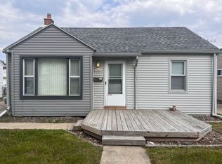 3631 Swanson St, Wayne, MI 48184