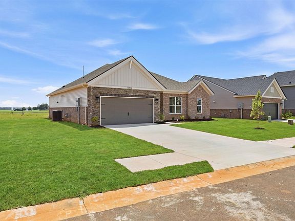 3rd image of 10936 Chickasaw Ct