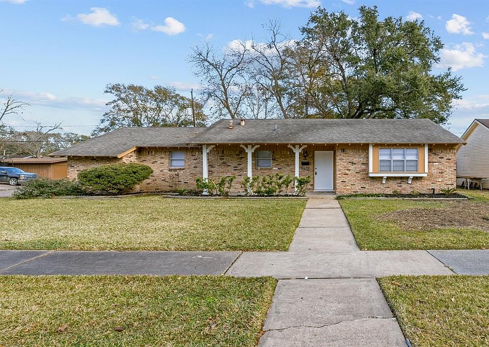 1st image of 2511 Blueberry Ln