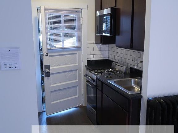 3rd image of 1704 W Albion Ave APT 3S