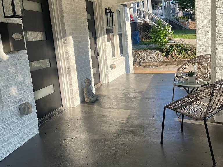 800 Metropolitan Pkwy SW #A — Photo 2