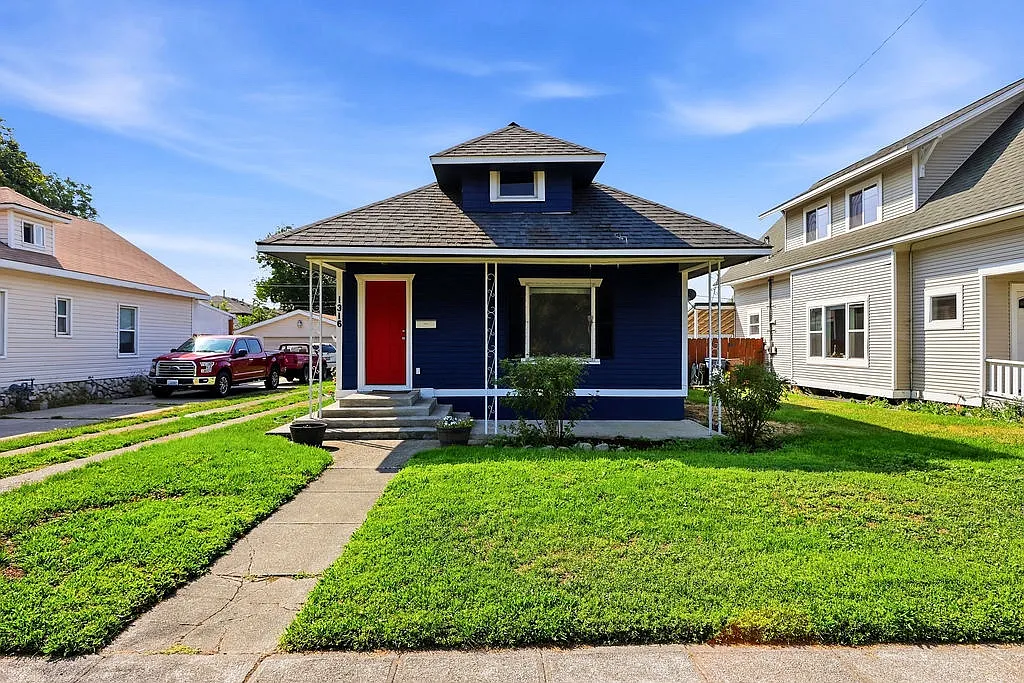 1316 E Carlisle Ave — Photo 1