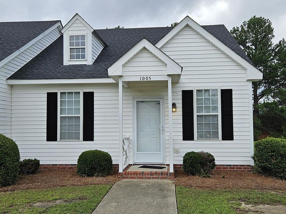 1st image of 1005 Deerchase Dr #1005