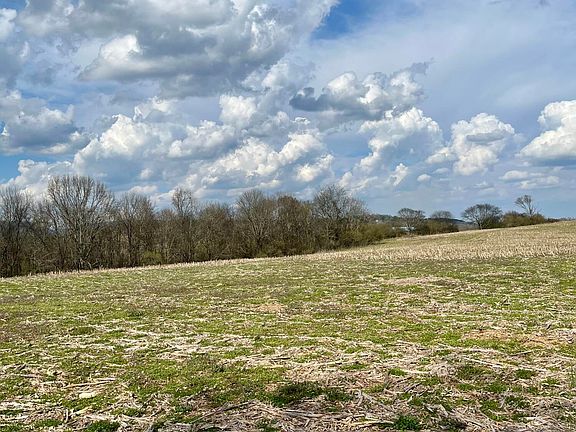 2nd image of 7799 E Valley Rd