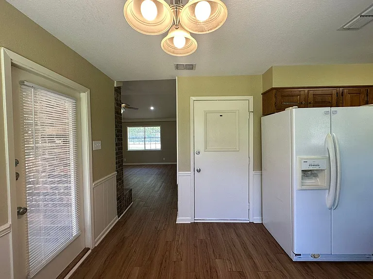 10503 Flintridge Cir — Photo 5