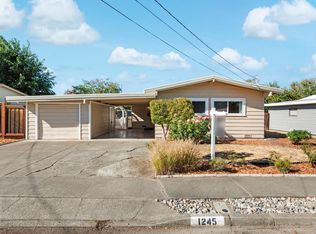 1245 Janet Way, Santa Rosa, CA 95405