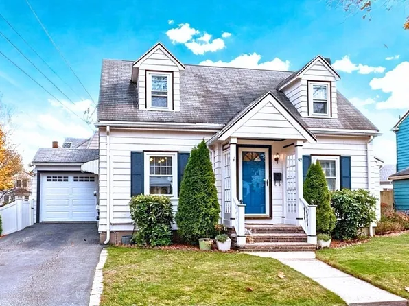 92 Plummer Ave, Winthrop, MA 02152