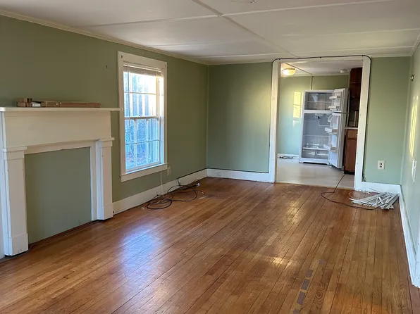 (undisclosed Address), Rhinebeck, NY 12572