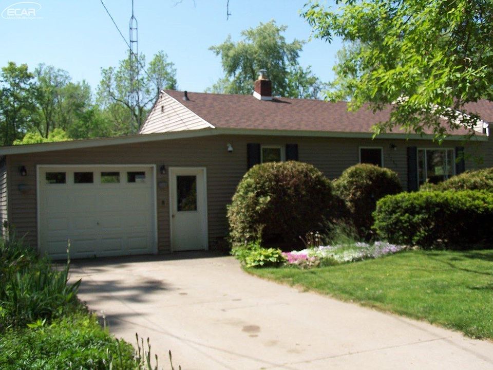 1st image of 3260 Sayre Ct