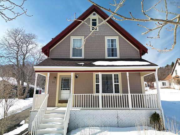 2nd image of 55 Lighthouse Rd
