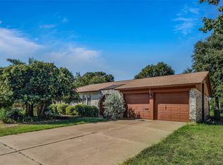 6208 Sandra Dr, Fort Worth, TX 76133