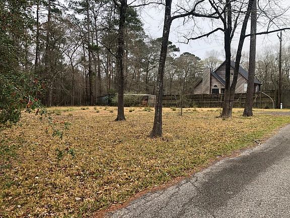 4th image of 11150 Pine Cove St