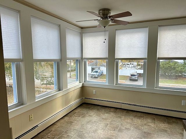 Kitchen - Dining Area