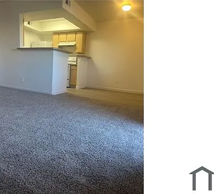 2902 E Fillmore St — Photo 7