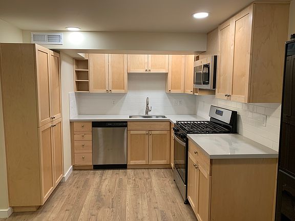 3rd image of 5008 1/2 241st St SW