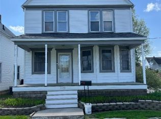 5539 South St, Vermilion, OH 44089