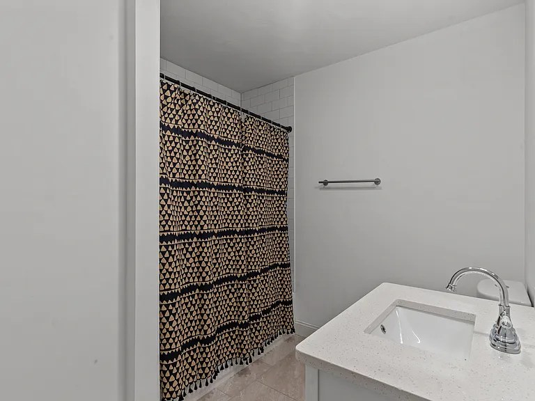 105 William St #205 — Photo 14