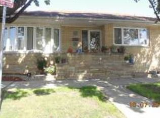 4901 N Mont Clare Ave, Chicago, IL 60656