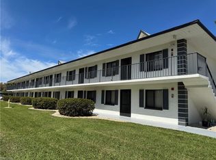 1101 Rosemary Ct APT 204, Naples, FL 34103