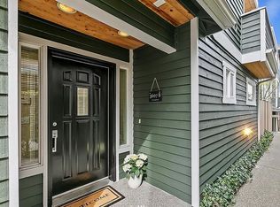 3607 22nd Ave W #B, Seattle, WA 98199