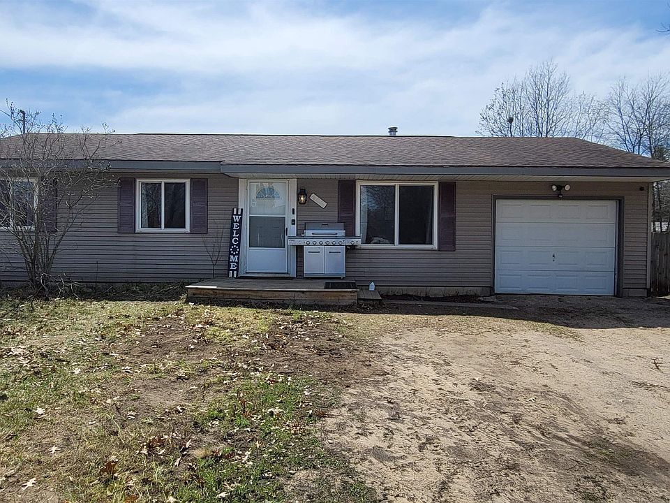 1st image of 403 Kalkaska St NW