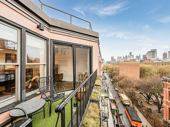 4th image of 14 Prince St APT 6E